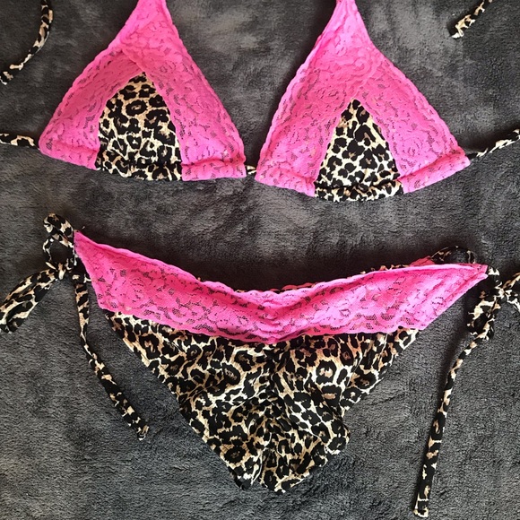 Custom bathing suit - Picture 2 of 2